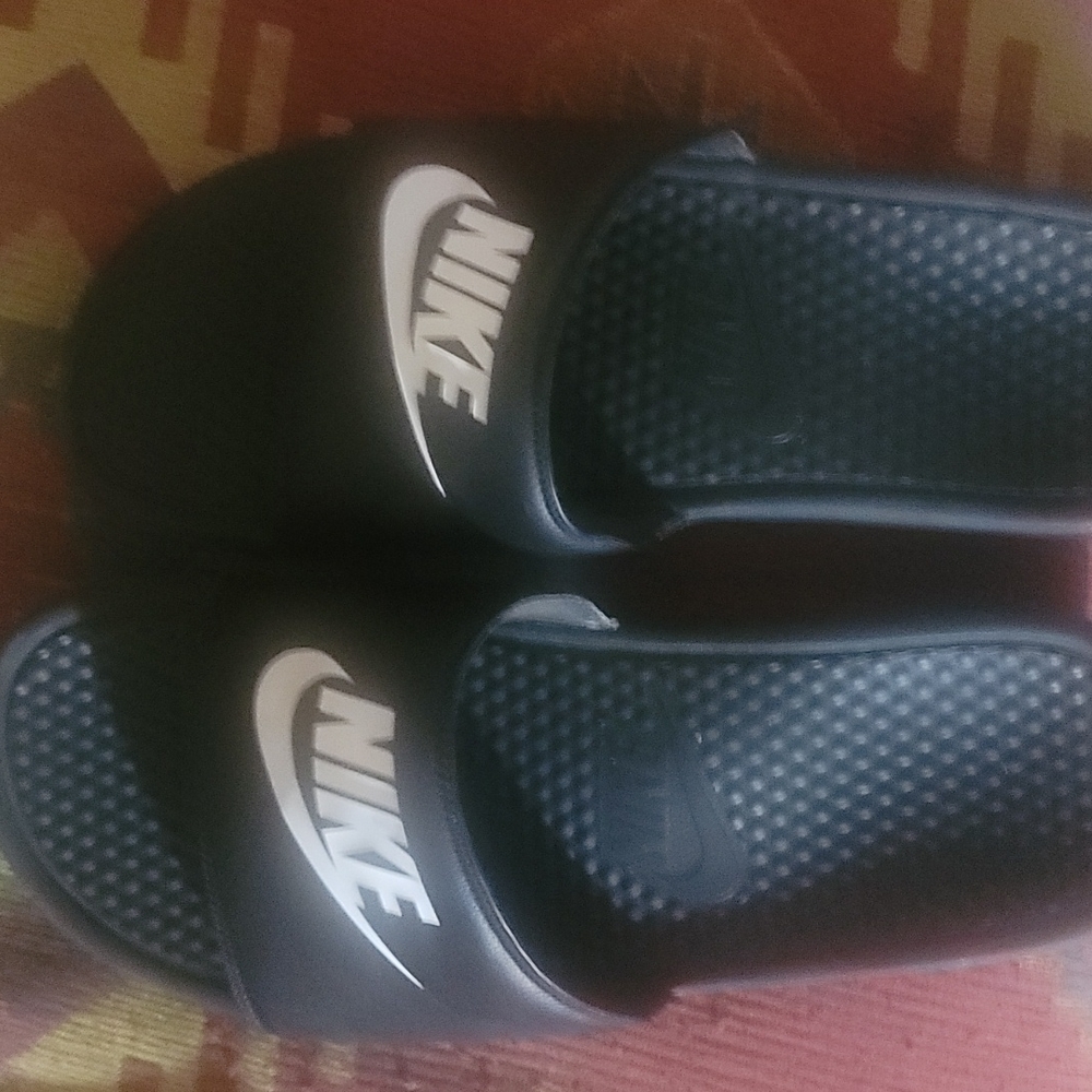 Nike slip ons